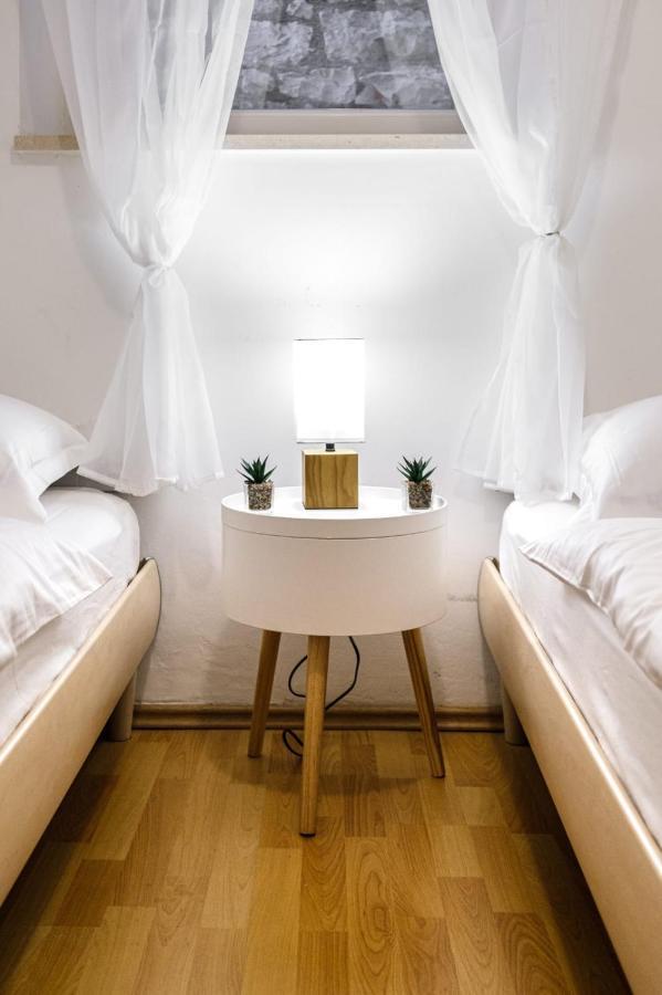 Apartmani P&S Supetar Exteriér fotografie