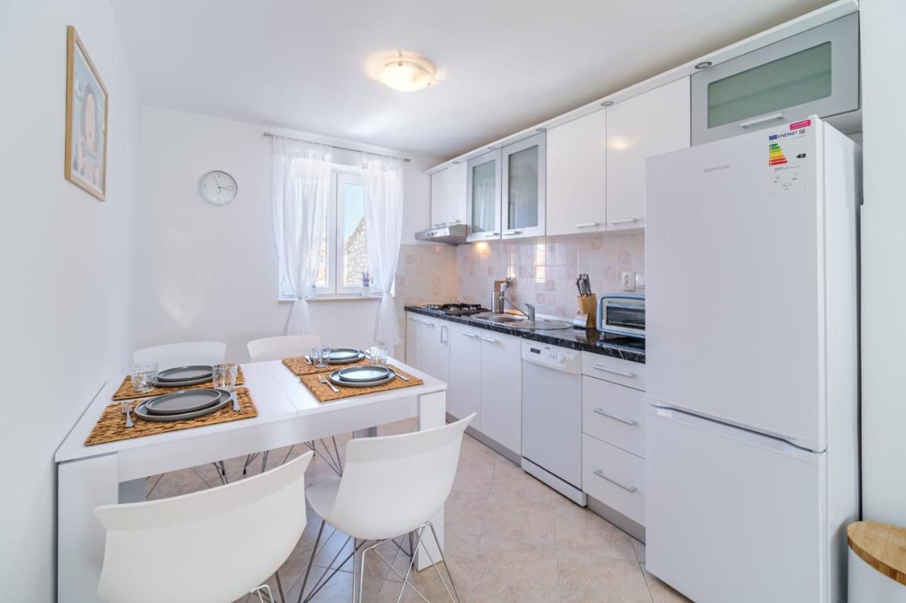Apartmani P&S Supetar Exteriér fotografie