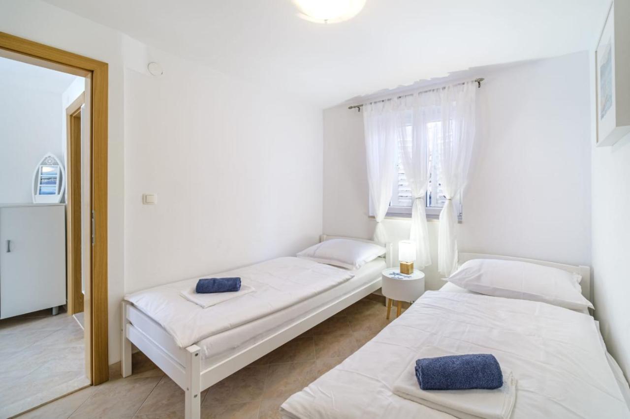 Apartmani P&S Supetar Exteriér fotografie